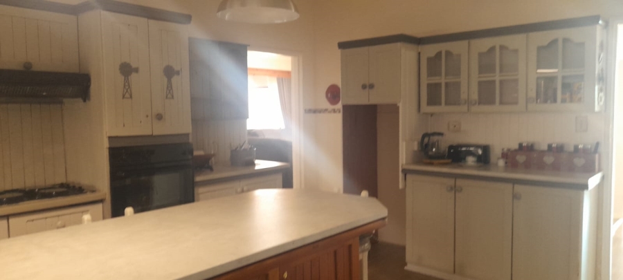 3 Bedroom Property for Sale in Koringberg Western Cape